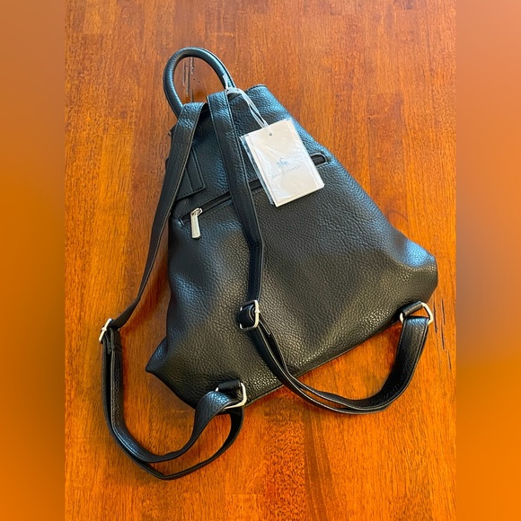 David Jones Paris Black Turn Lock Clasp Zipper Backpack - Picture 5 of 5